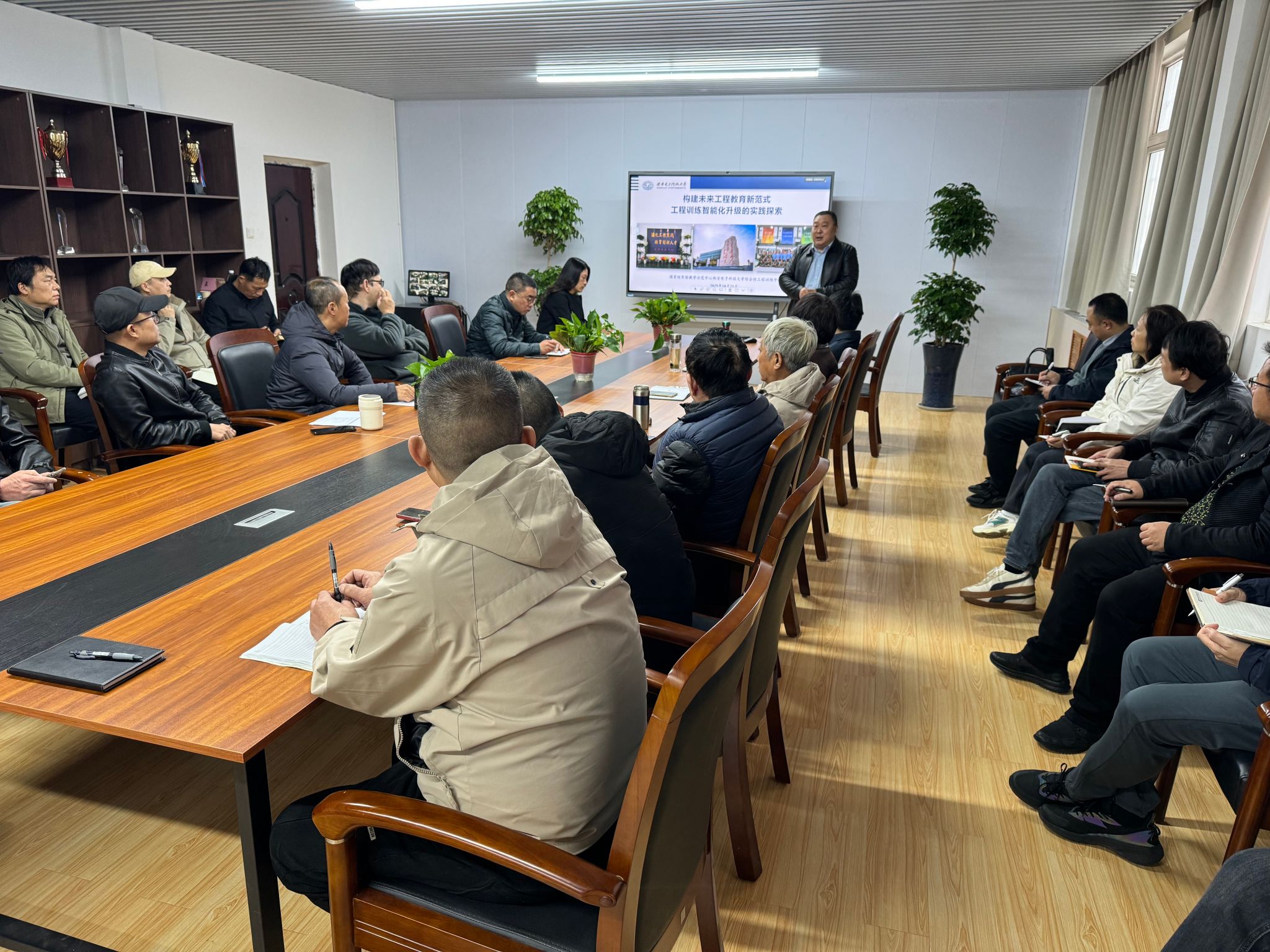 西安电子科技大学仝勖峰教授来我校开展专题讲座