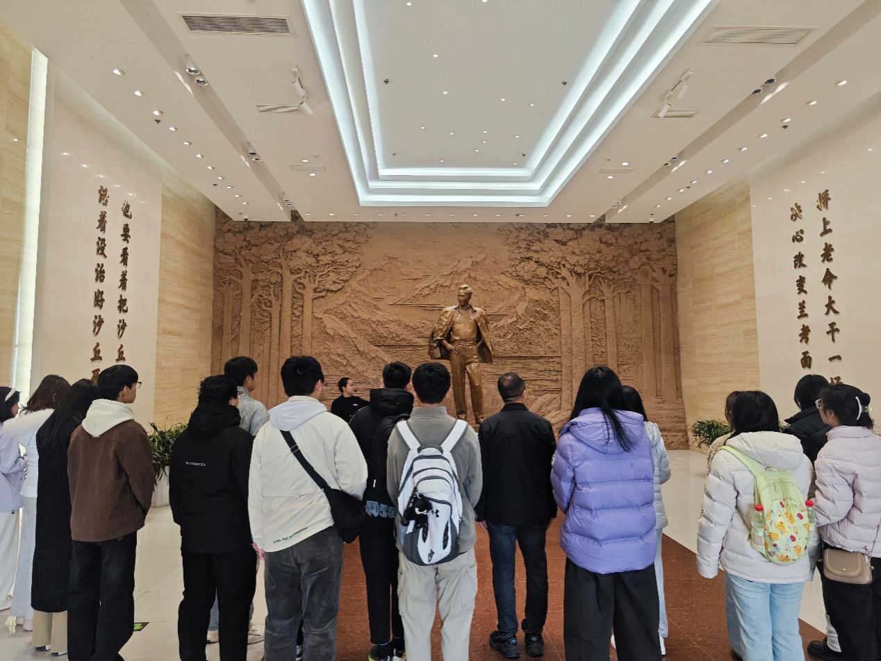 传承焦裕禄精神 筑牢信仰之基――我校青马社团赴兰考开展实地研学